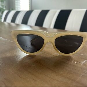 Elegant Cream Cat-Eye Sunglasses